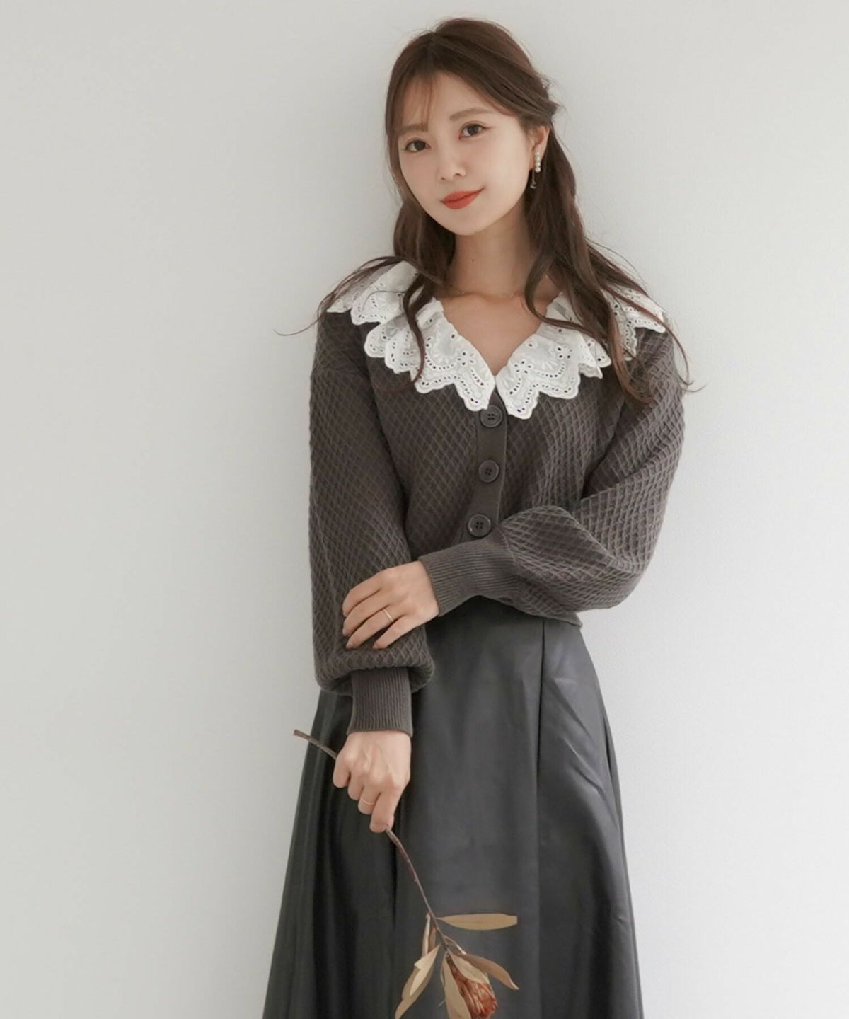 カーディガン エンブロイダリーレース カラー le reve vaniller