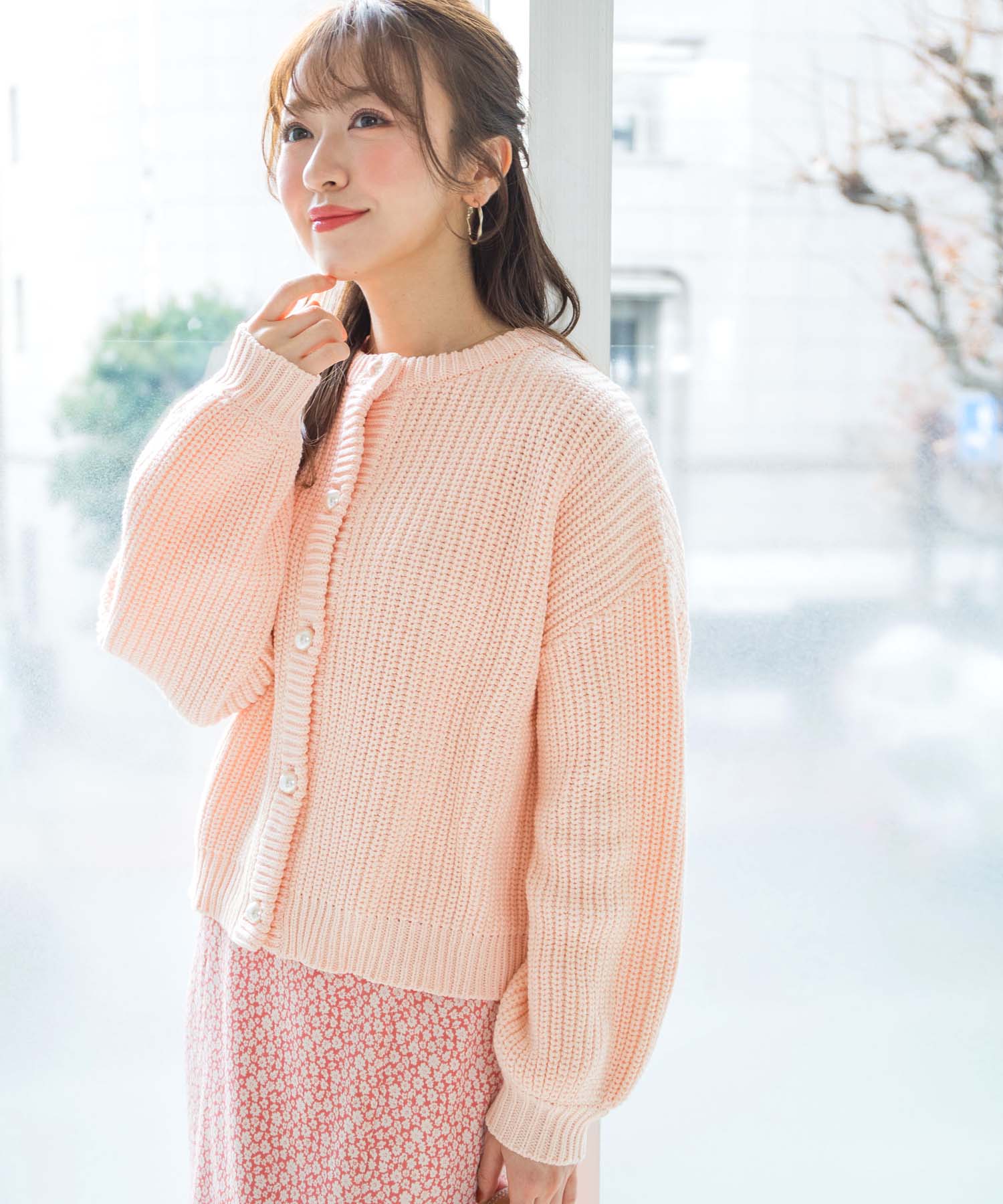 ざっくりニット カーディガン パールボタン 千葉由佳 and Cherim