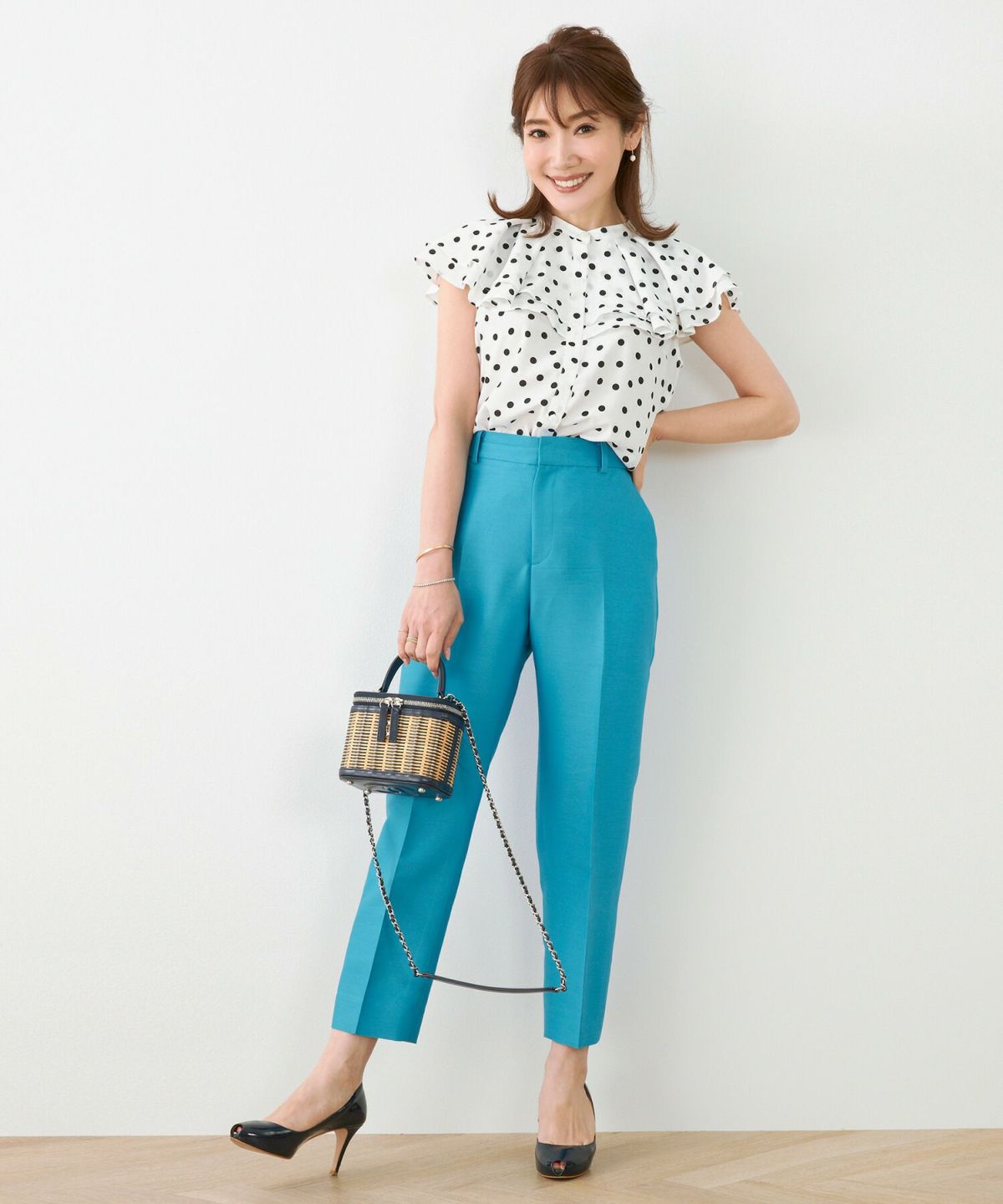 ティアード ラッフルカラー ブラウス