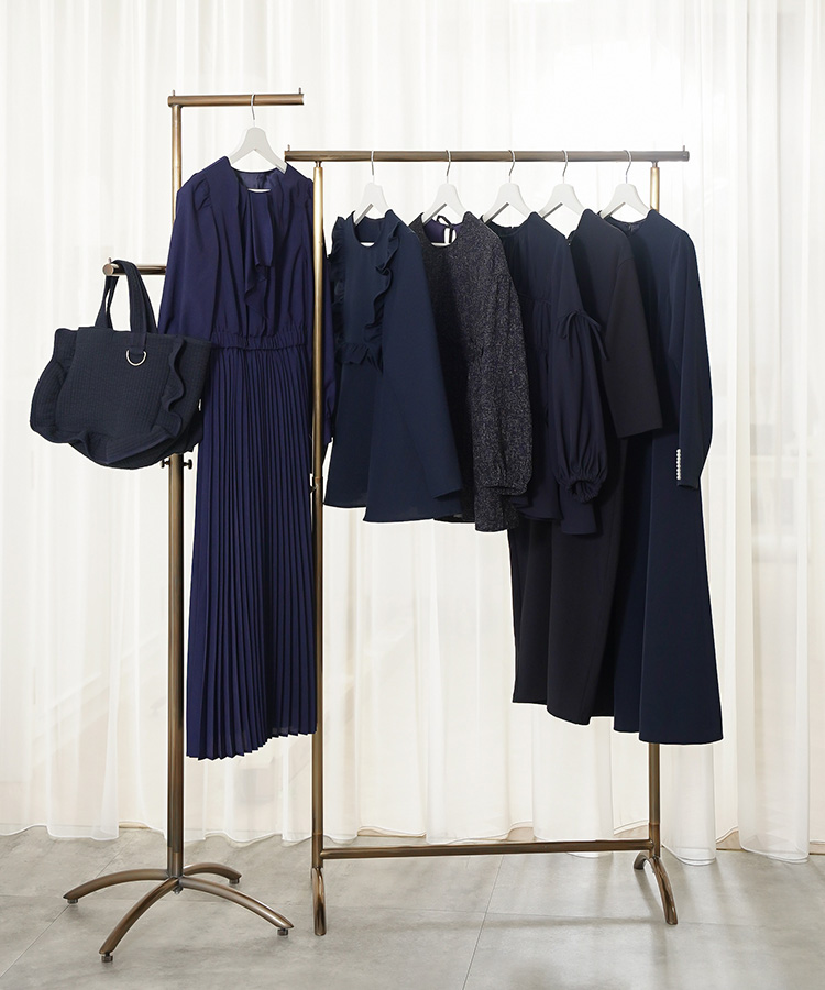 HUIT bouquet 人気のネイビーcollectionアイテムを限定プライス
