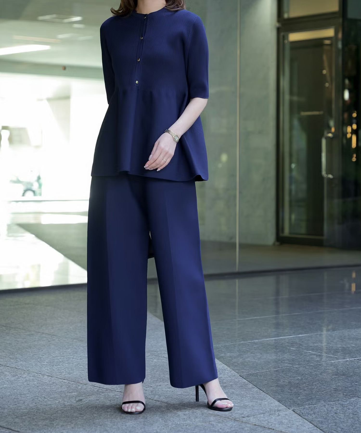 ホールガーメント ニット ペプラム トップス ＆　ホールガーメント ニット ワイドパンツ　HUIT