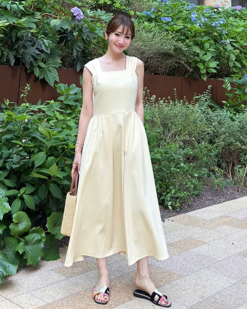 スクエアネック ショルダー タック ワンピース Liala×PG