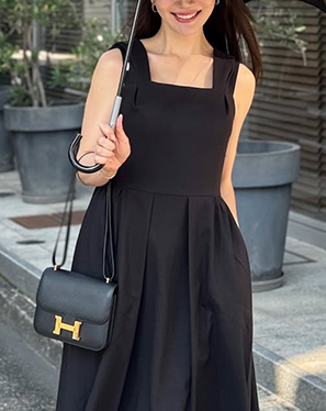 スクエアネック ショルダー タック ワンピース Liala×PG