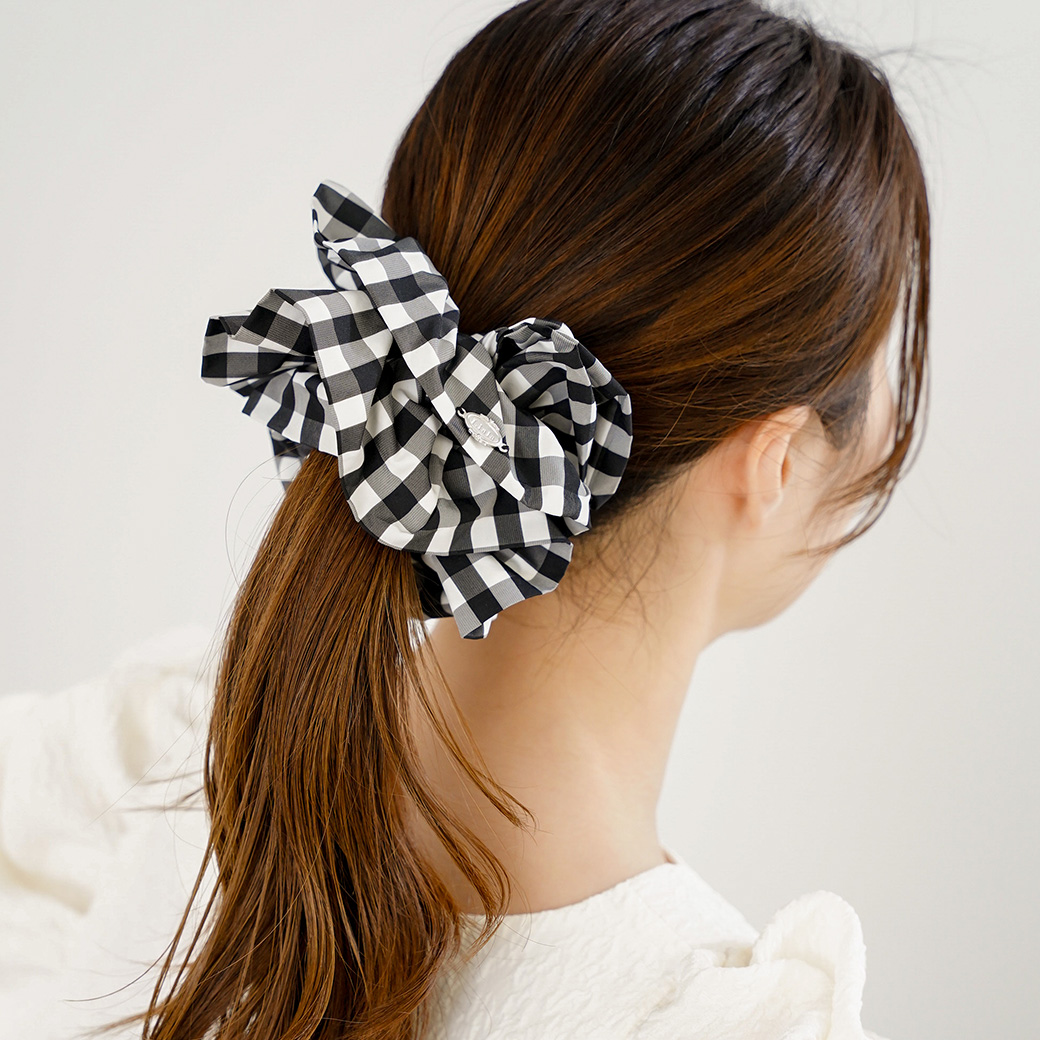 ノベルティ Liala×PG オリジナルシュシュ