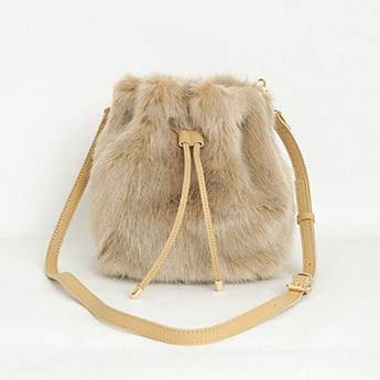 フェイクレザー ＆ エコファー ポーチ 3Way ショルダーバッグ