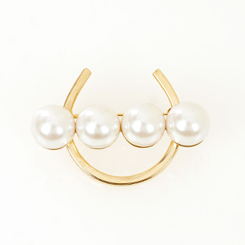パール サークル ブローチ
