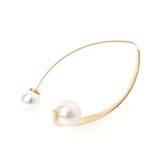 クロッシング パール ピアス