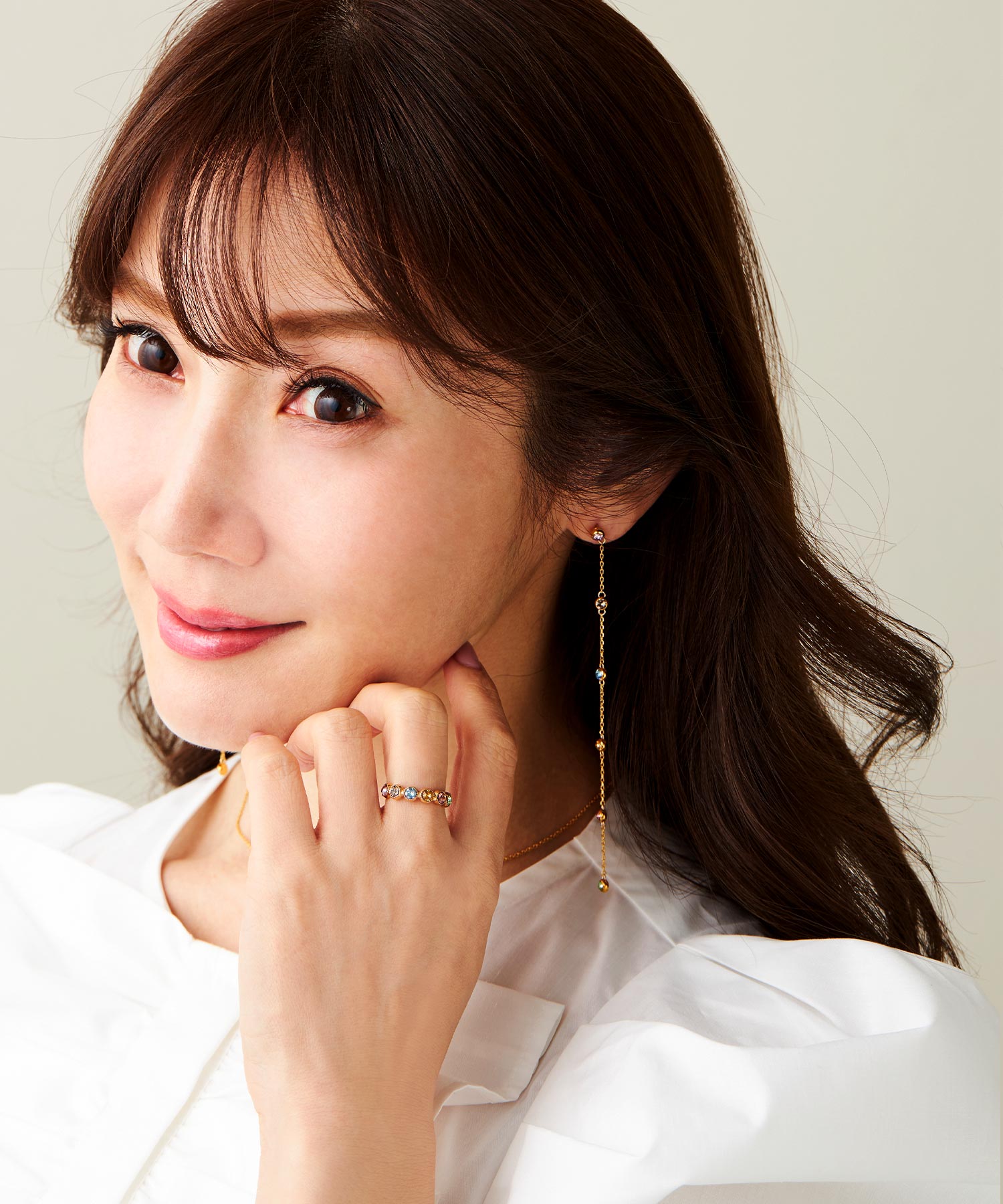 <strong>カラフル ロング ピアス イヤリング</strong>