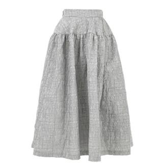 yuzukiが纏う、大人服