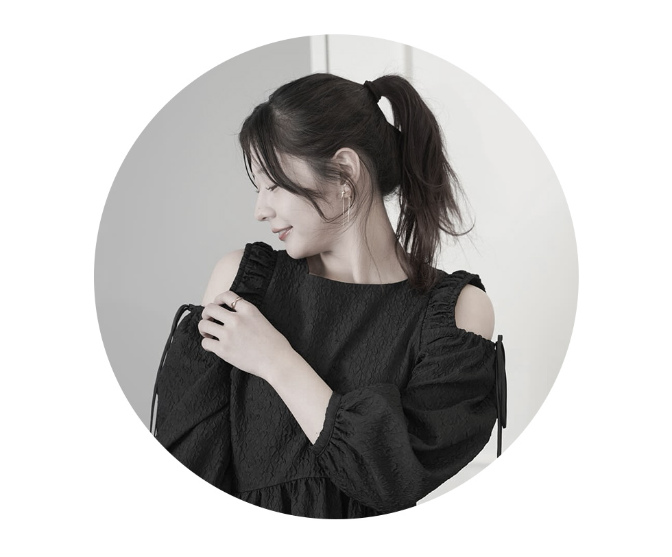 モノトーンで魅せる着映えコーデ 深瀬美桜