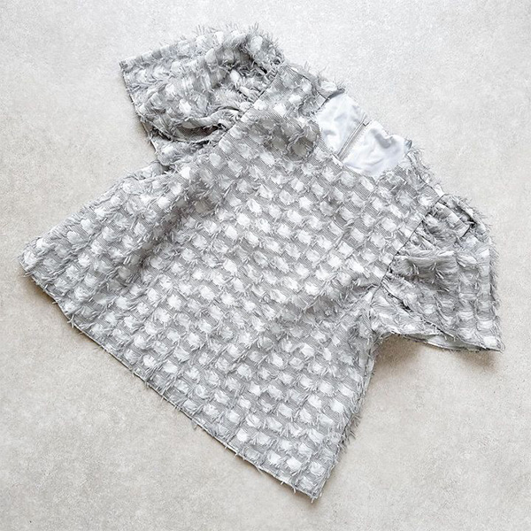 テープヤーン パフスリーブ ショート丈 ブラウス 半袖 Liala×PG