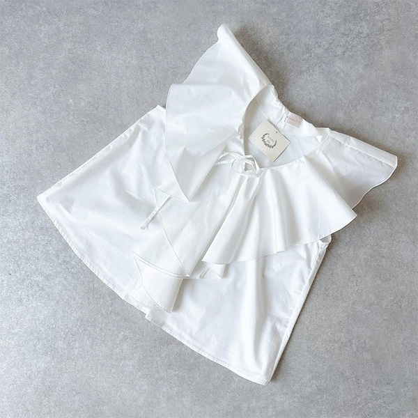 ラッフルカラー&フロント ブラウス Liala×PG