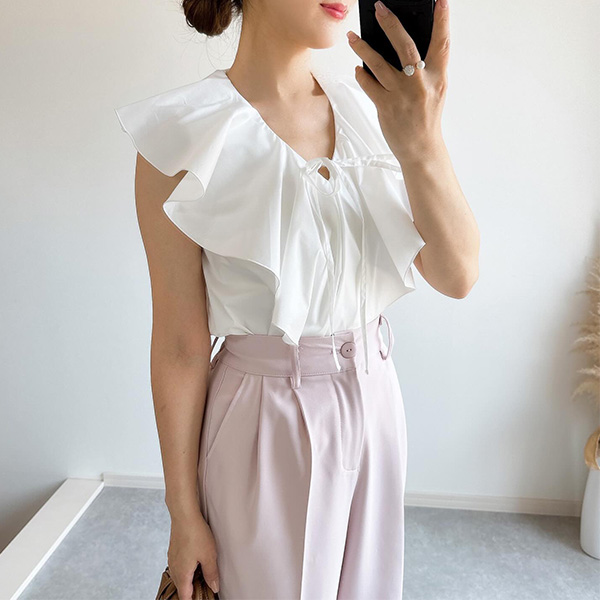 ラッフルカラー&フロント ブラウス Liala×PG